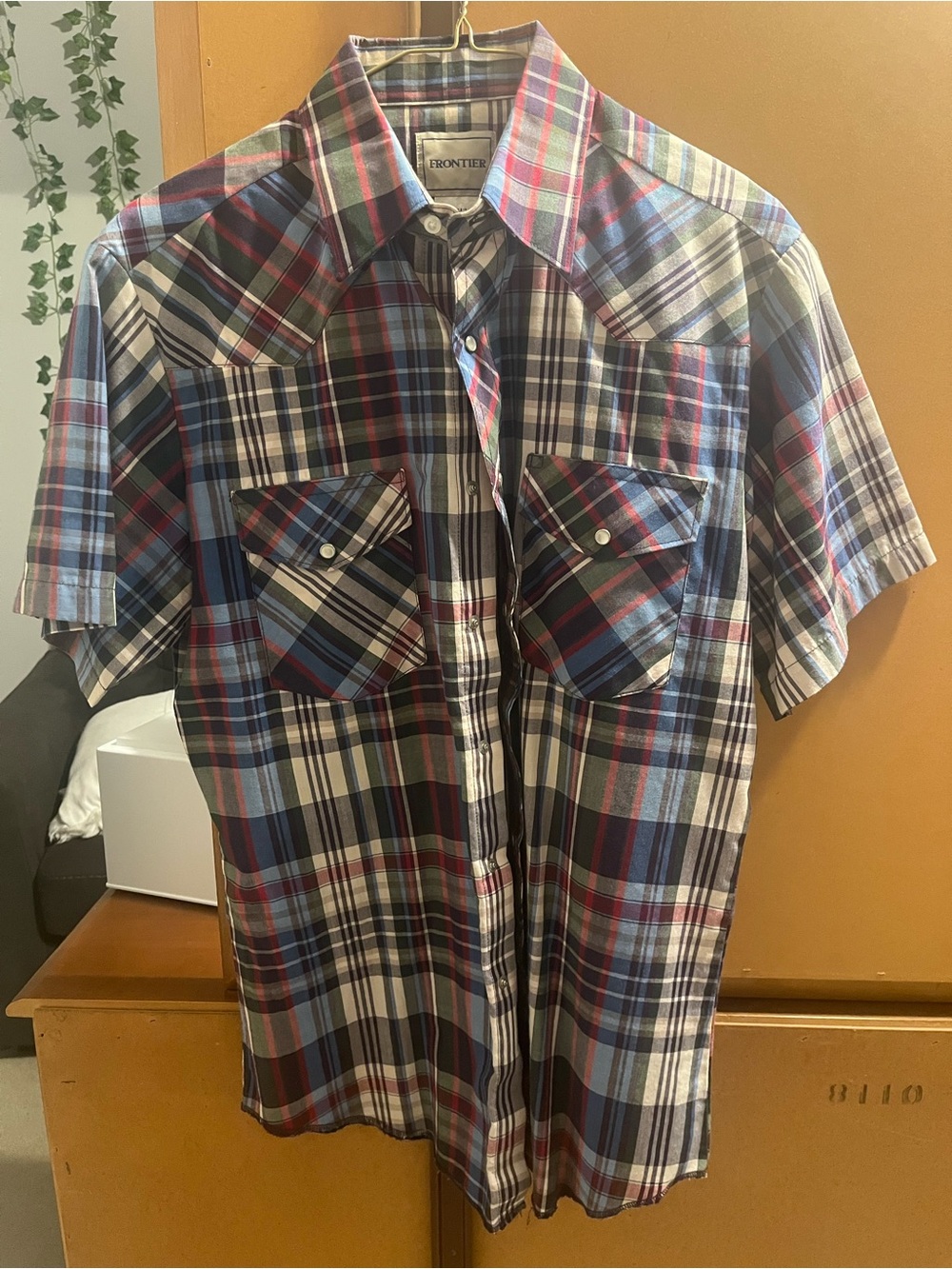 New Frontier Short-Sleeve Plaid Button-Down Shirt - Blue/Red/White